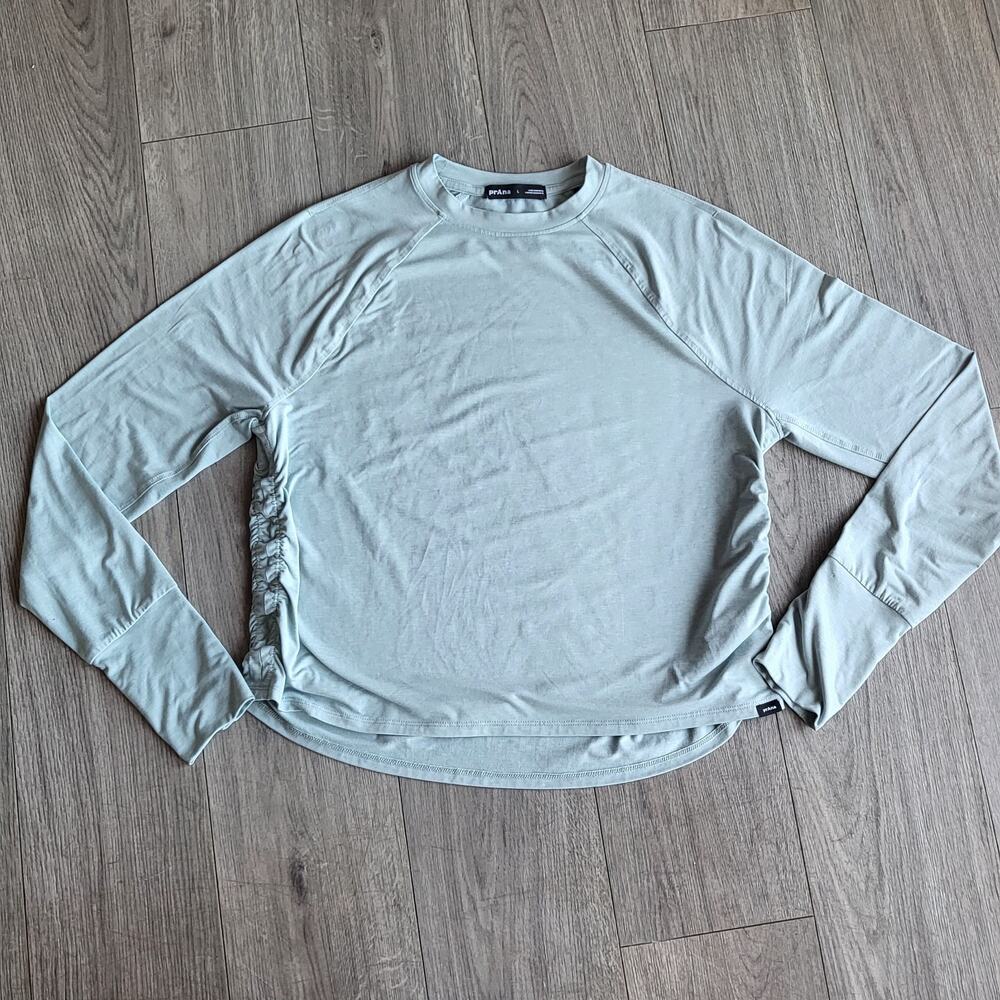 prAna Sol Searcher Long Sleeve Crew Top Saltwater UPF50+ Ruched Side Thumbhole L